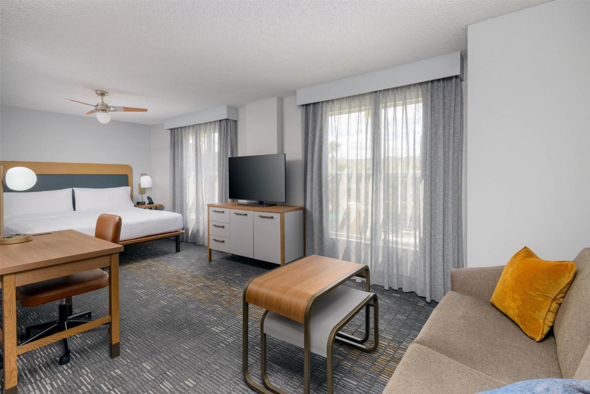 Homewood Suites By Hilton Orlando-Ucf Area Alafaya Екстериор снимка