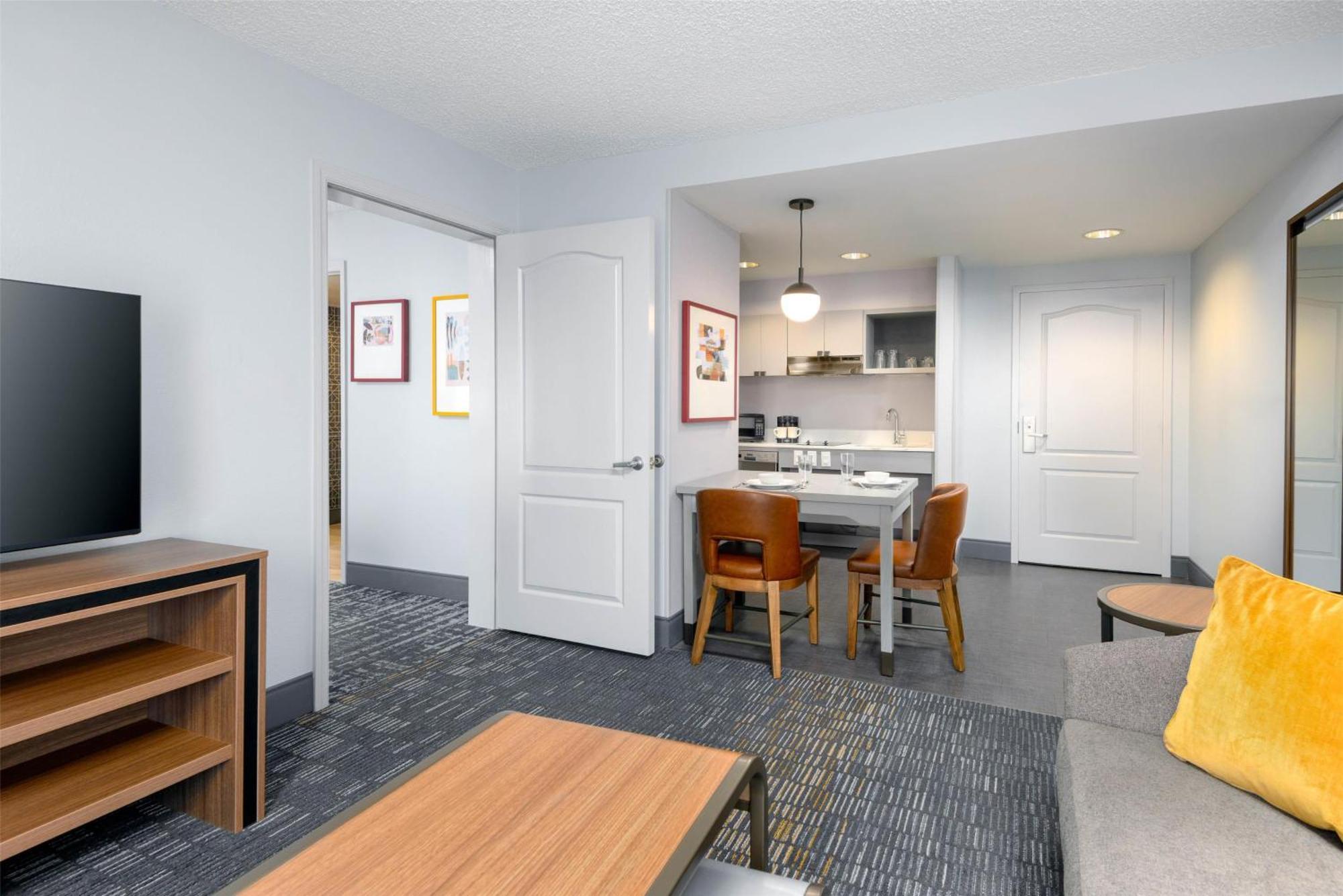 Homewood Suites By Hilton Orlando-Ucf Area Alafaya Екстериор снимка